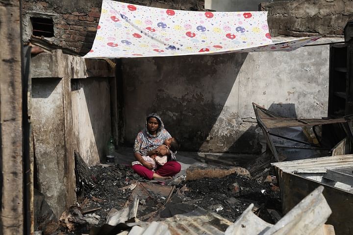 ‘সব ছাই হইয়া গেছে, ফিরা কিছু পাই নাই’