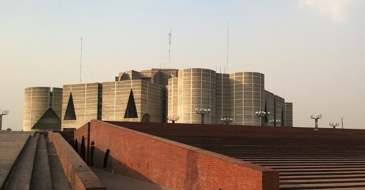 পরিবেশ দূষণে জরিমানার টাকা ক্ষতিগ্রস্তদের দেওয়ার সুপারিশ