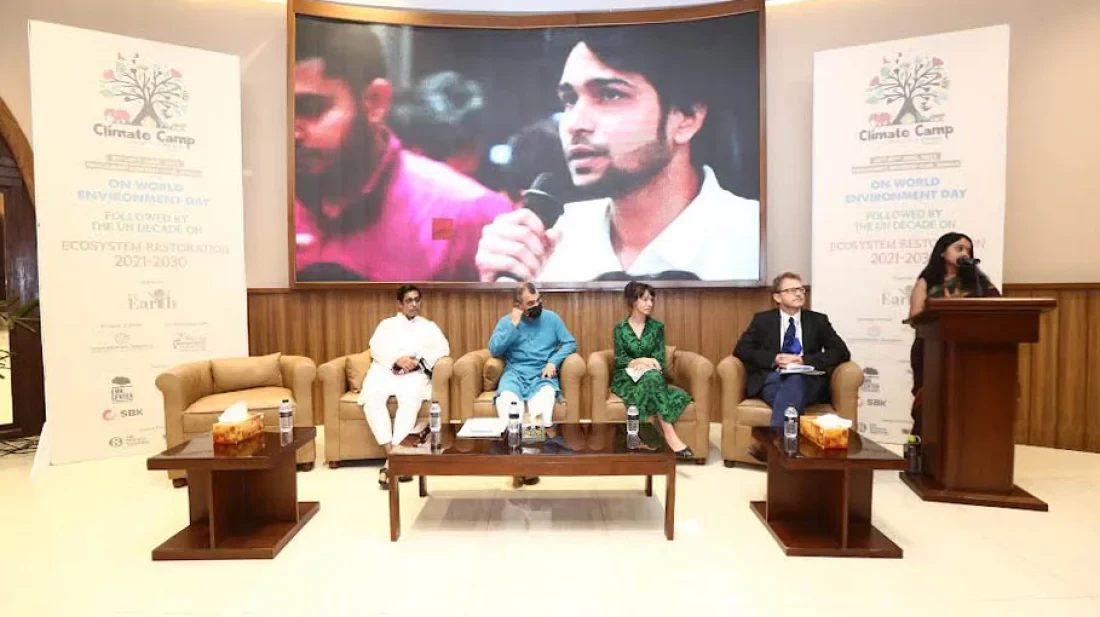 পরিবেশ রক্ষার প্রতিশ্রুতি নিয়ে অনুষ্ঠিত হলো ক্লাইমেট ক্যাম্প