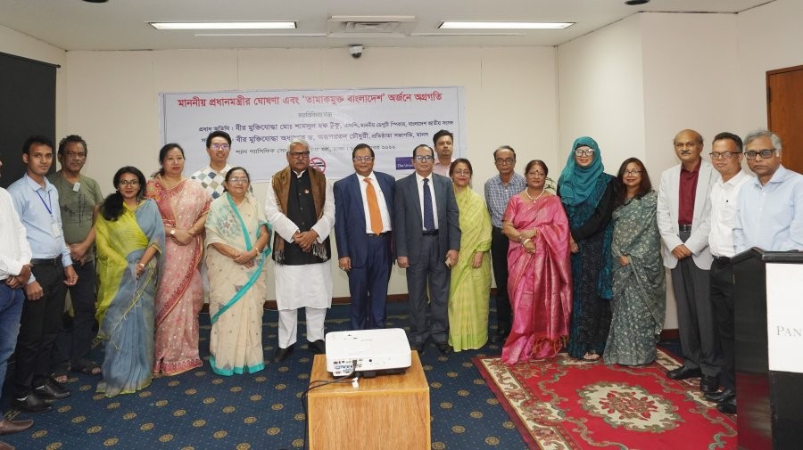 ‘তামাকের পেছনে শক্তিশালী প্রতিপক্ষ রয়েছে’